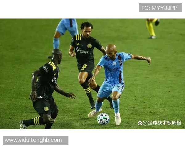 哥伦布机员与法兰克福的激烈对决揭示足球战术的博弈与魅力